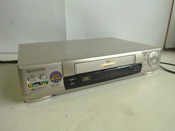 特売 Panasonic S-VHSビデオデッキ NV-SB707 完動品 - その他 - alrc.asia