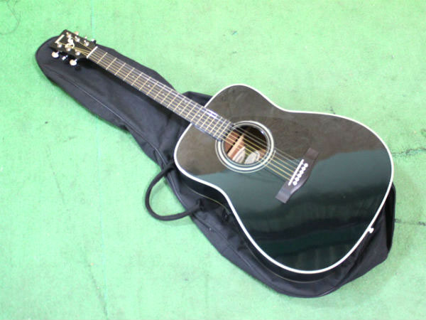 YAMAHA. FG-412BL