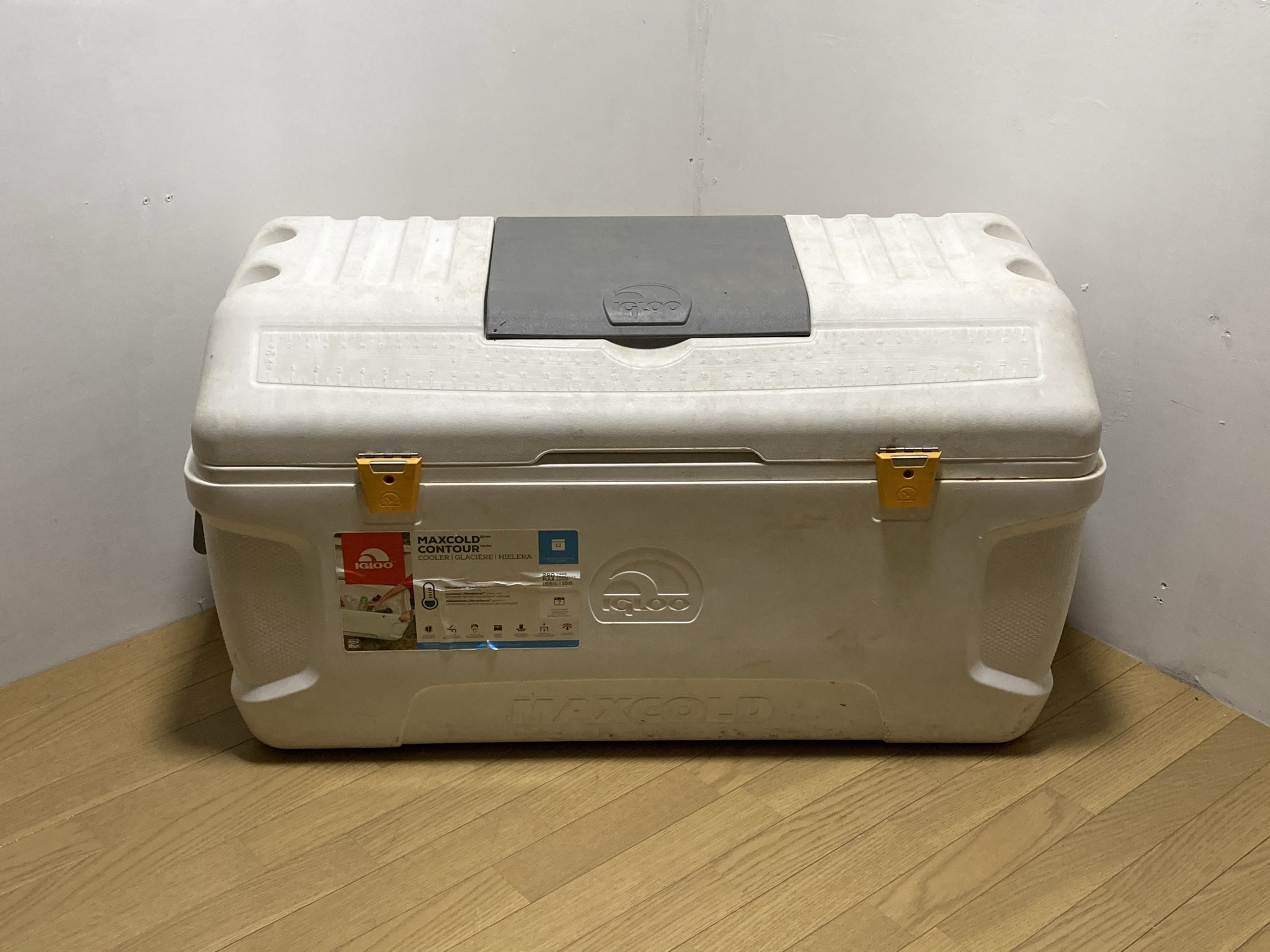 IGLOO クーラーボックス 業務用 プロ用 MAXCOLD CONTOUR 165QT 156L