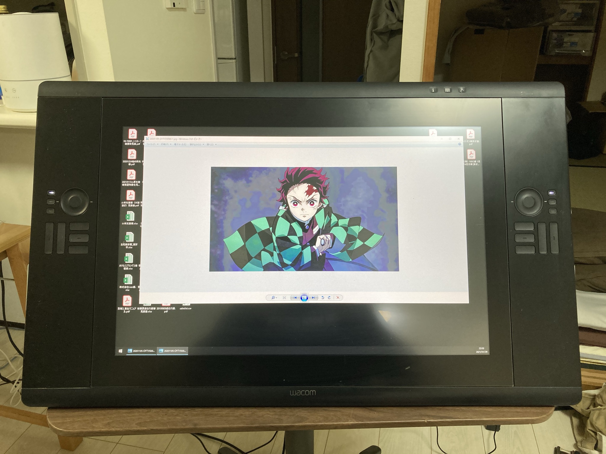 ワコム WACOM DTK-2400 K 液晶タブレット 液タブ ペンタブ