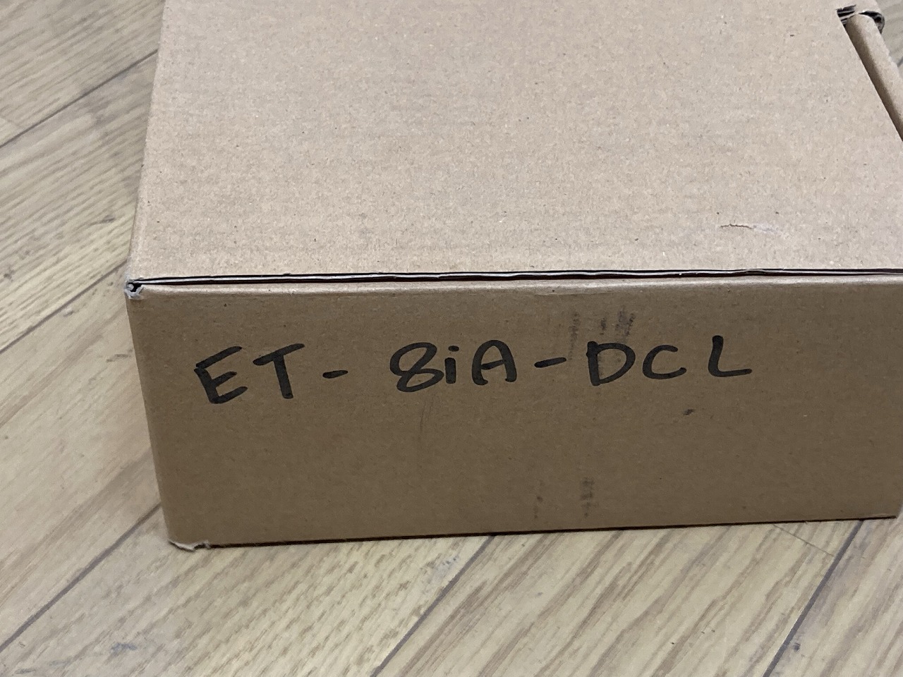 ET-8iA-DCL