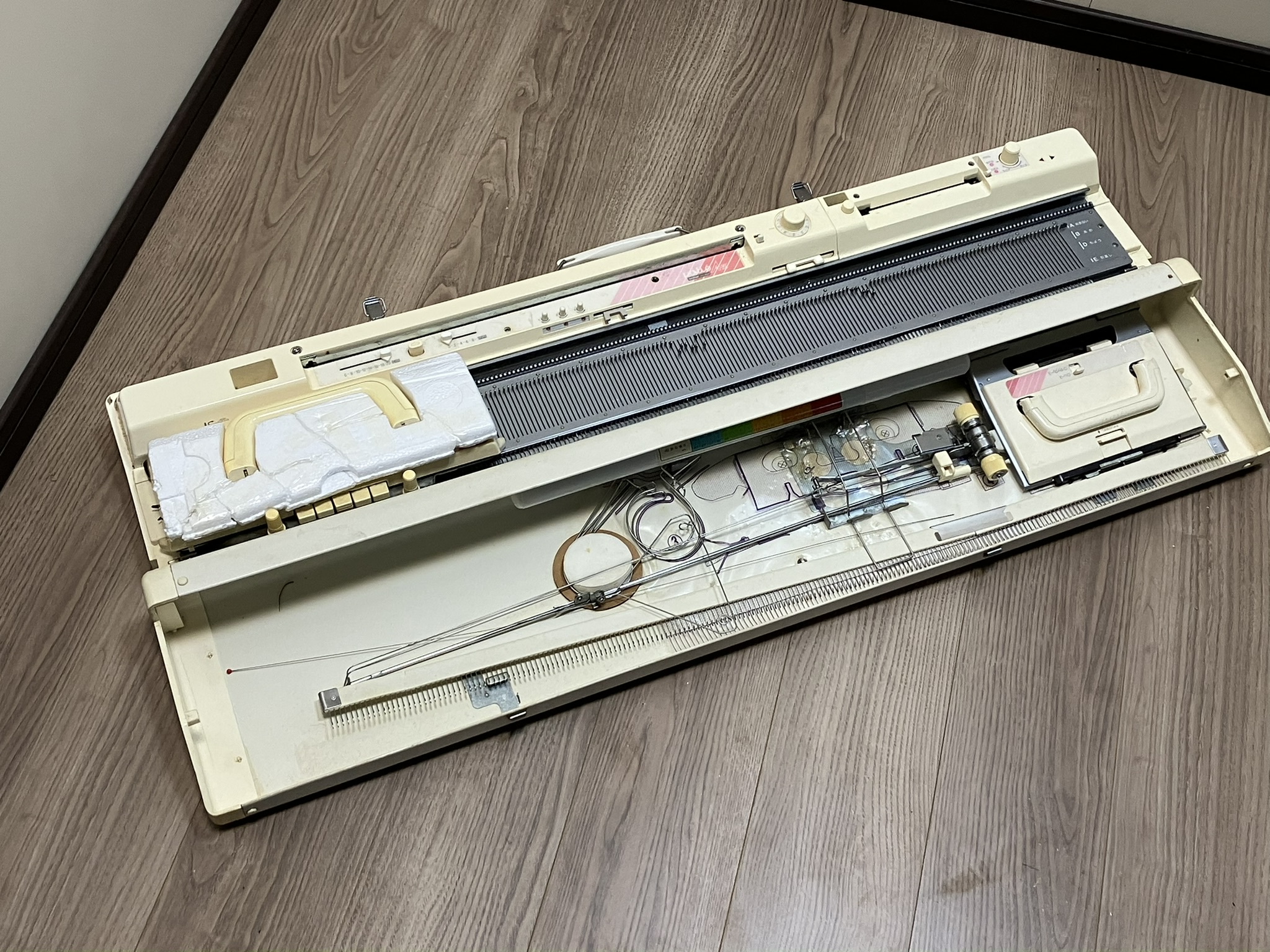 KH-893