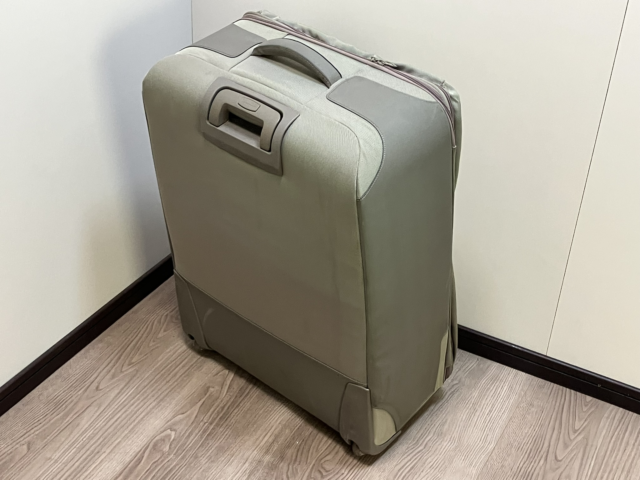 スーツケース 旅行鞄