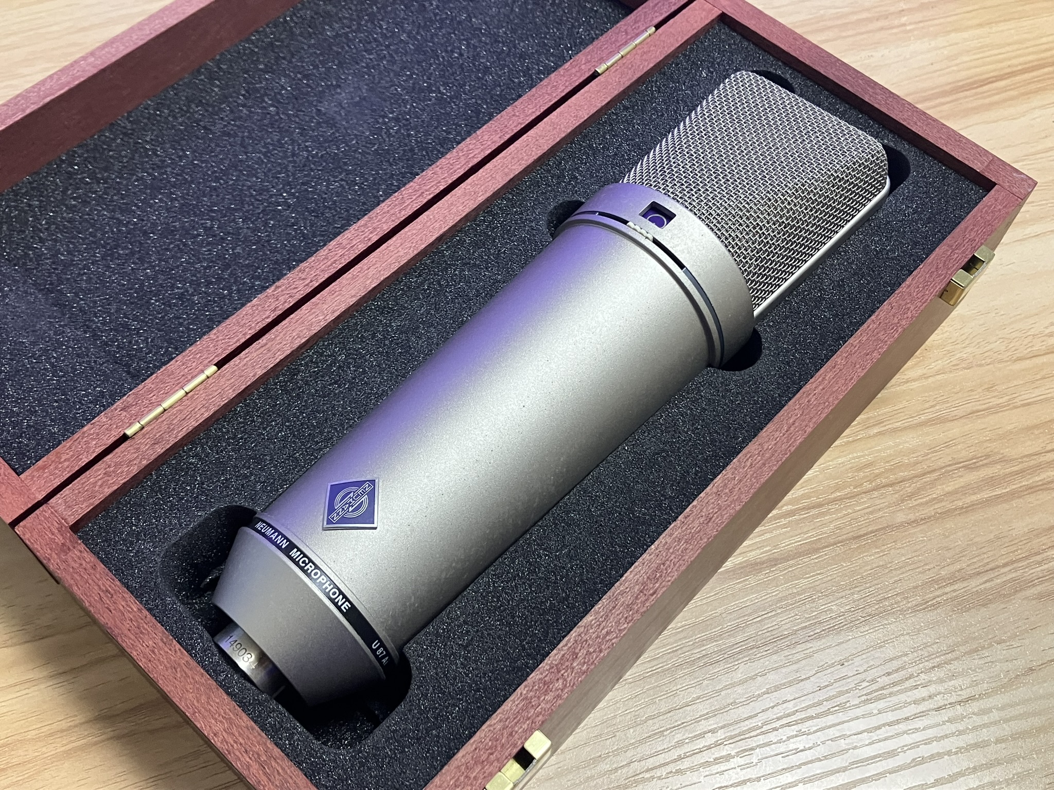 NEUMANN/ノイマン