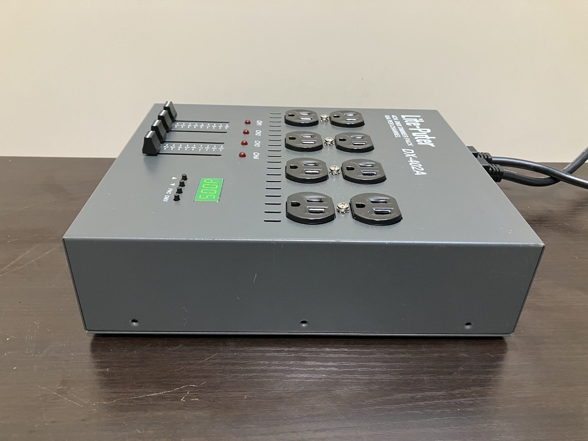 DX-402A