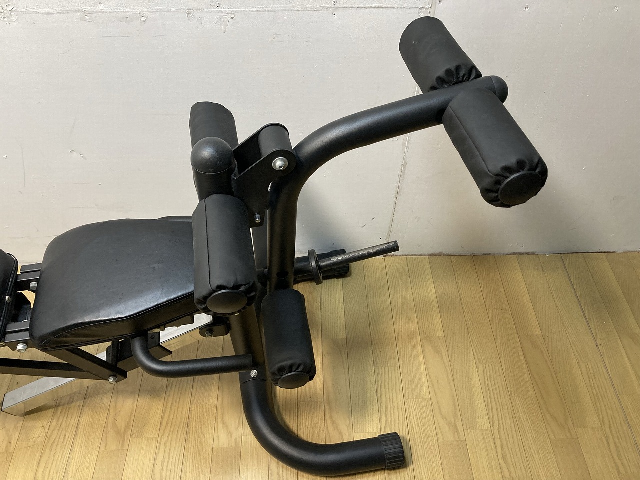 マルチポジションベンチHPM