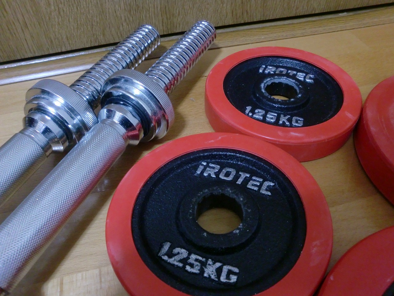 2.5kg×4枚 1.25kg×4枚 2.5kg シャフト×2本
