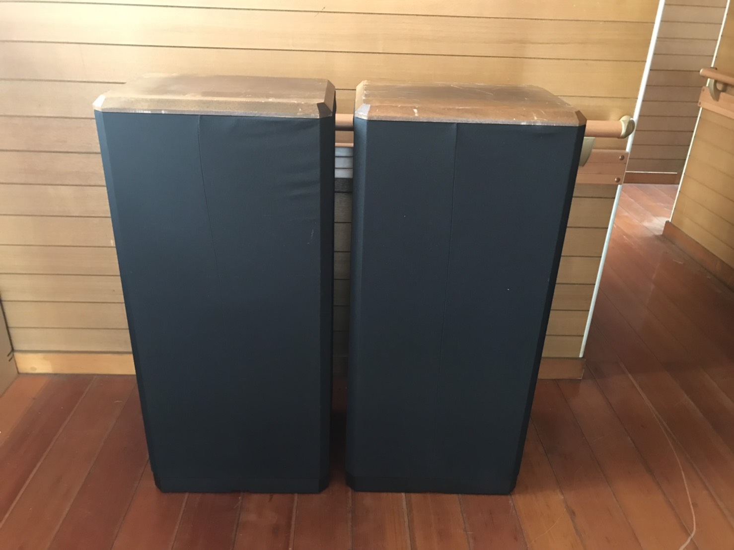 ACOUSTIC RESEARCH/アコースティックリサーチ