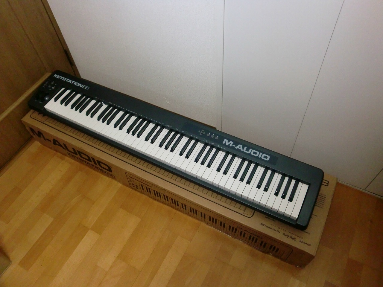 MIDI キーボード M-AUDIO Keystation 88 エムオーディオ キー