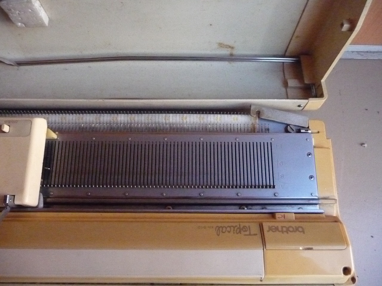 KH-910