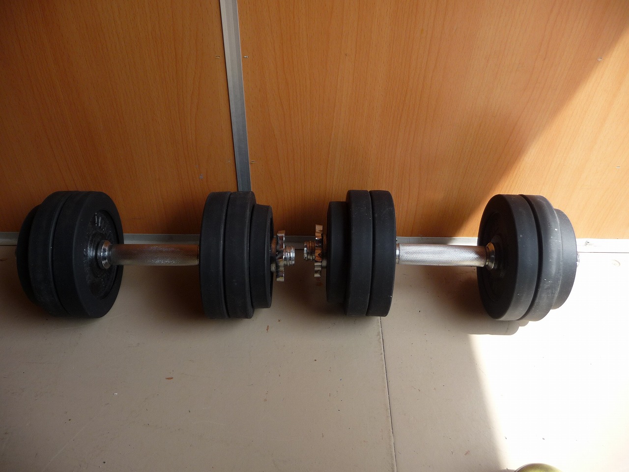 2.5kg×8枚 1.25kg×4枚 シャフト×2本 合計約 30kg