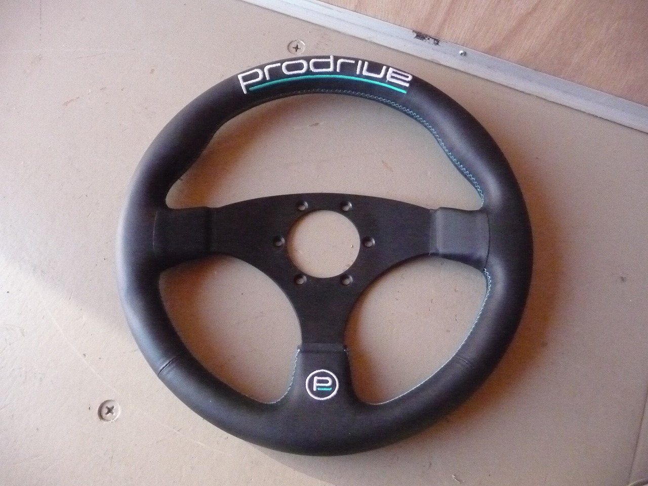 Prodrive 325 FLAT PD-257 BLACK LEATHER 325mm