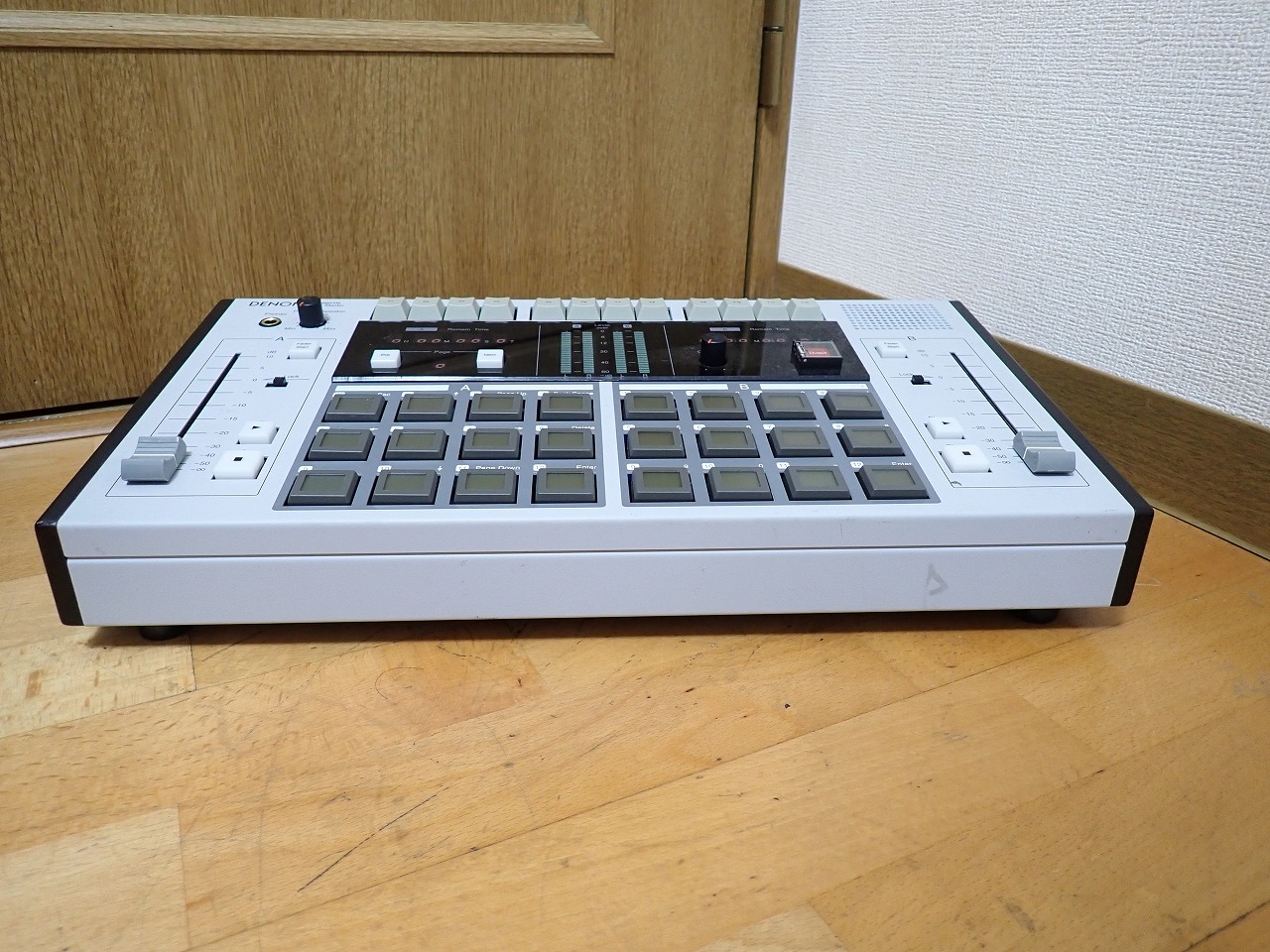 BU5601N