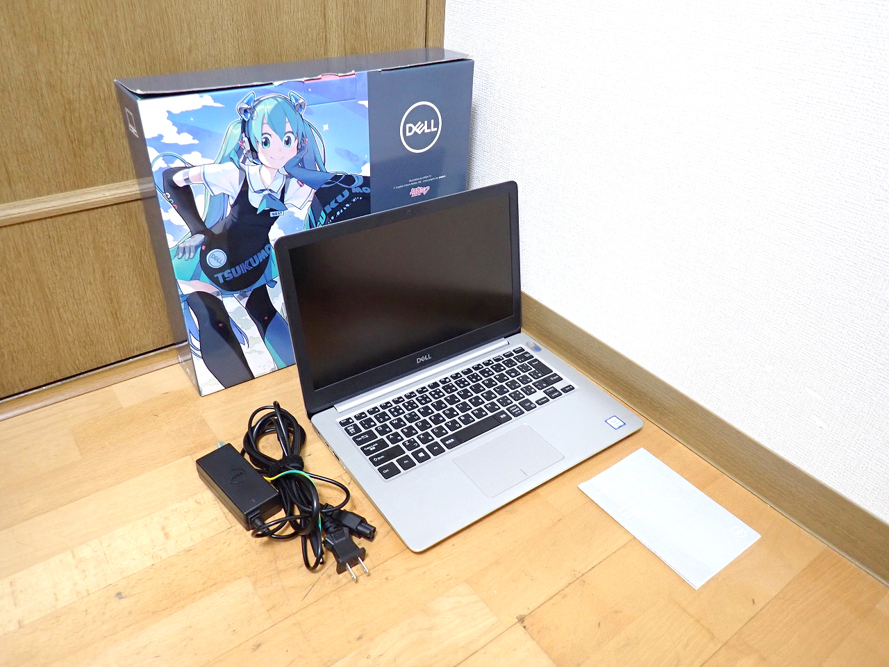 ノートパソコン DELL MI53HM-9HLS Win10 i5 8250U 8GB SSD 256GB 13.3