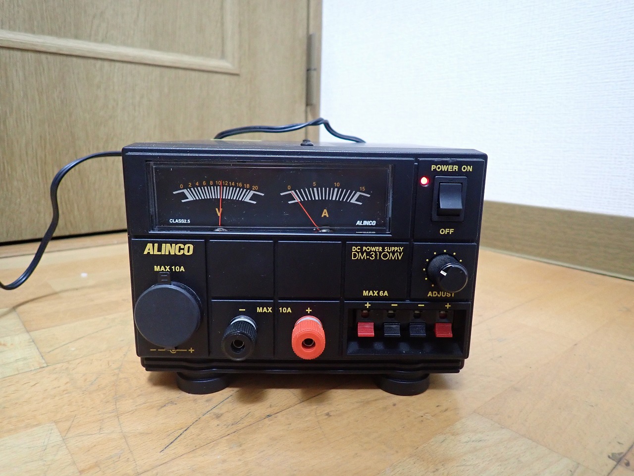 無線機器用 安定化電源器 ALINCO DM-310MV アルインコ 直流 10A 20W モービルトランシーバーにラクラク対応 アマチュア