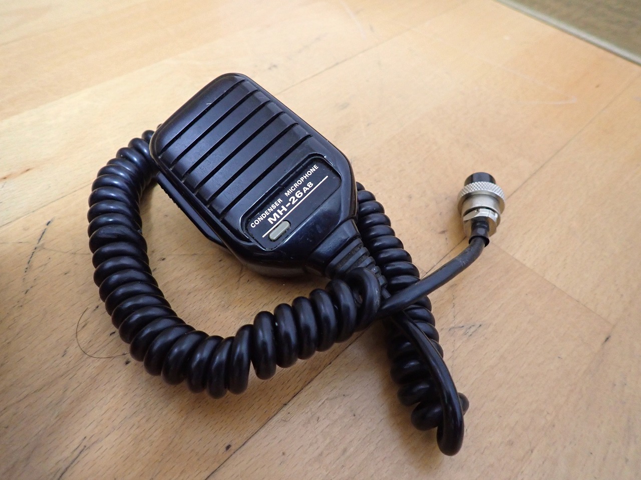 FT-4700