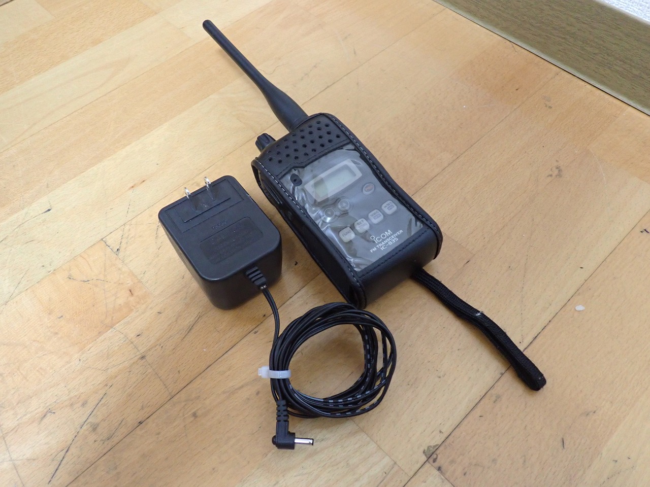 トランシーバー ICOM IC-S35 FM TRANSCEIVER アイコム 430～440MHz