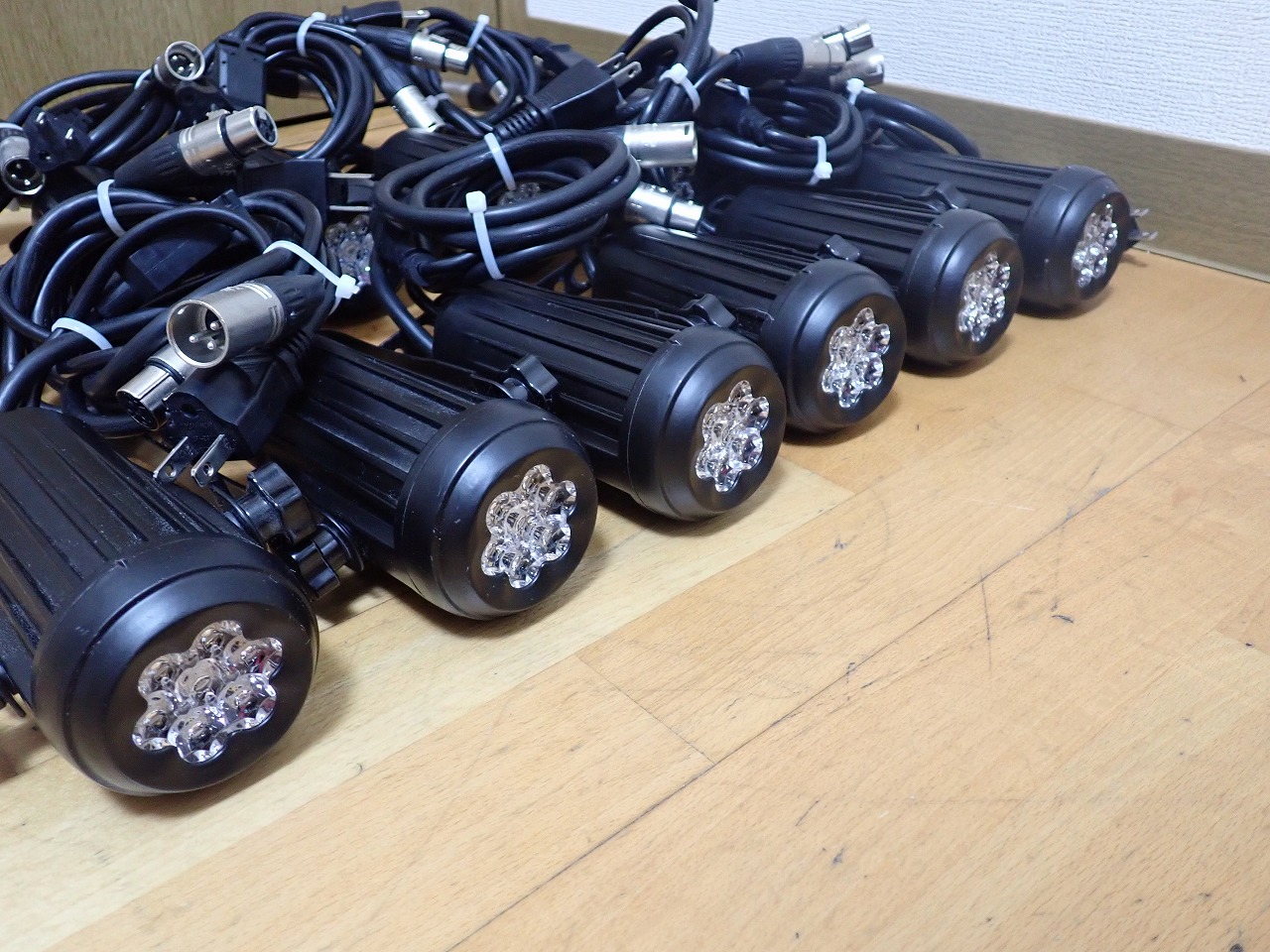 YG-LED363SV