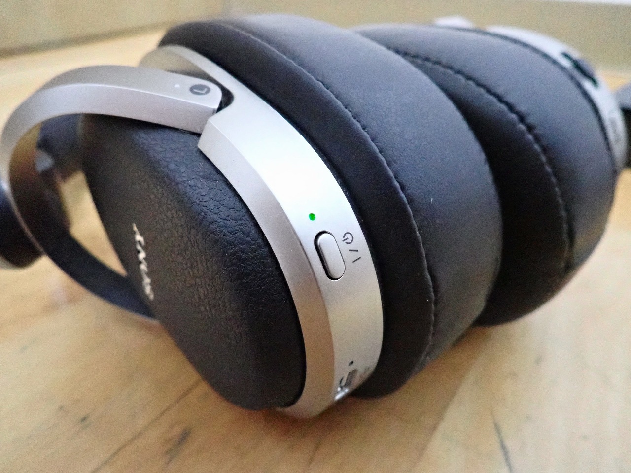 MDR-HW700DS