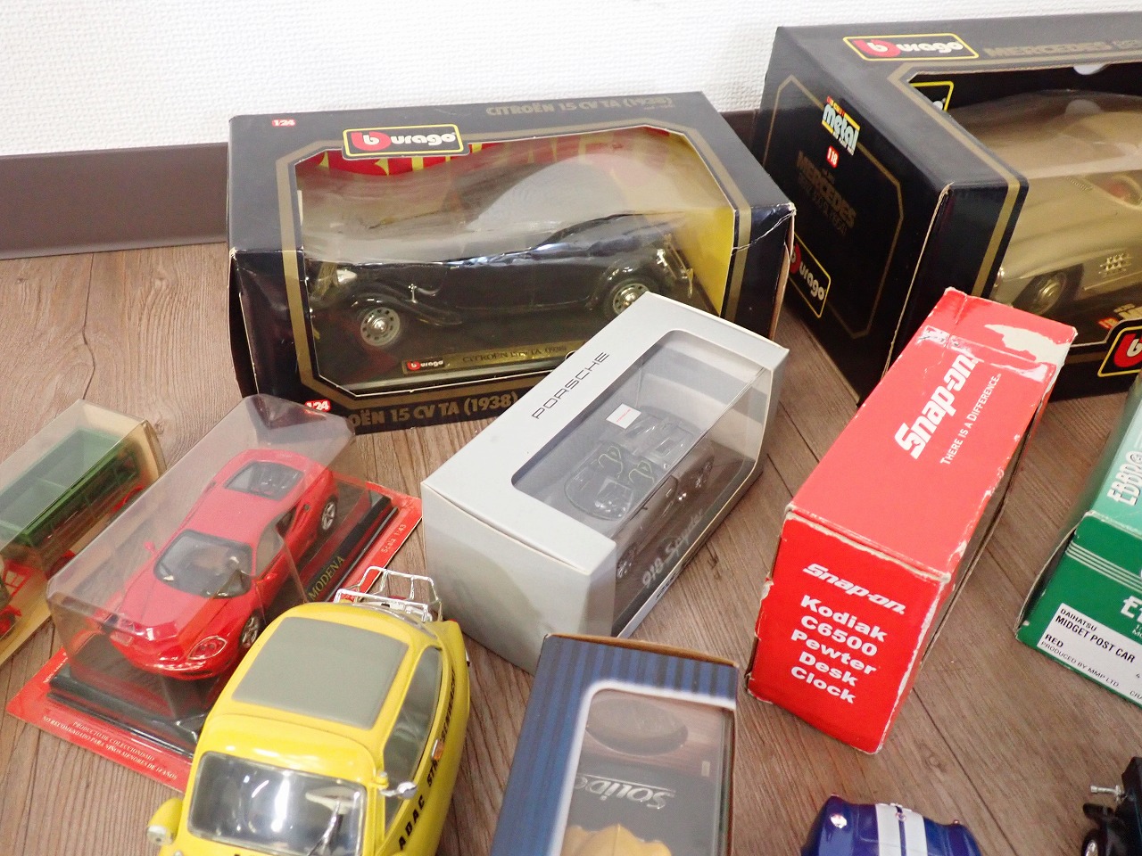 ミニカーセット-Snap-on-Kodiak-C6500-SOLIDO-S-burago-MERCEDES-500SL-FERRARI-TESTAROSSA-EBBRO-トミカ-チョロバイ