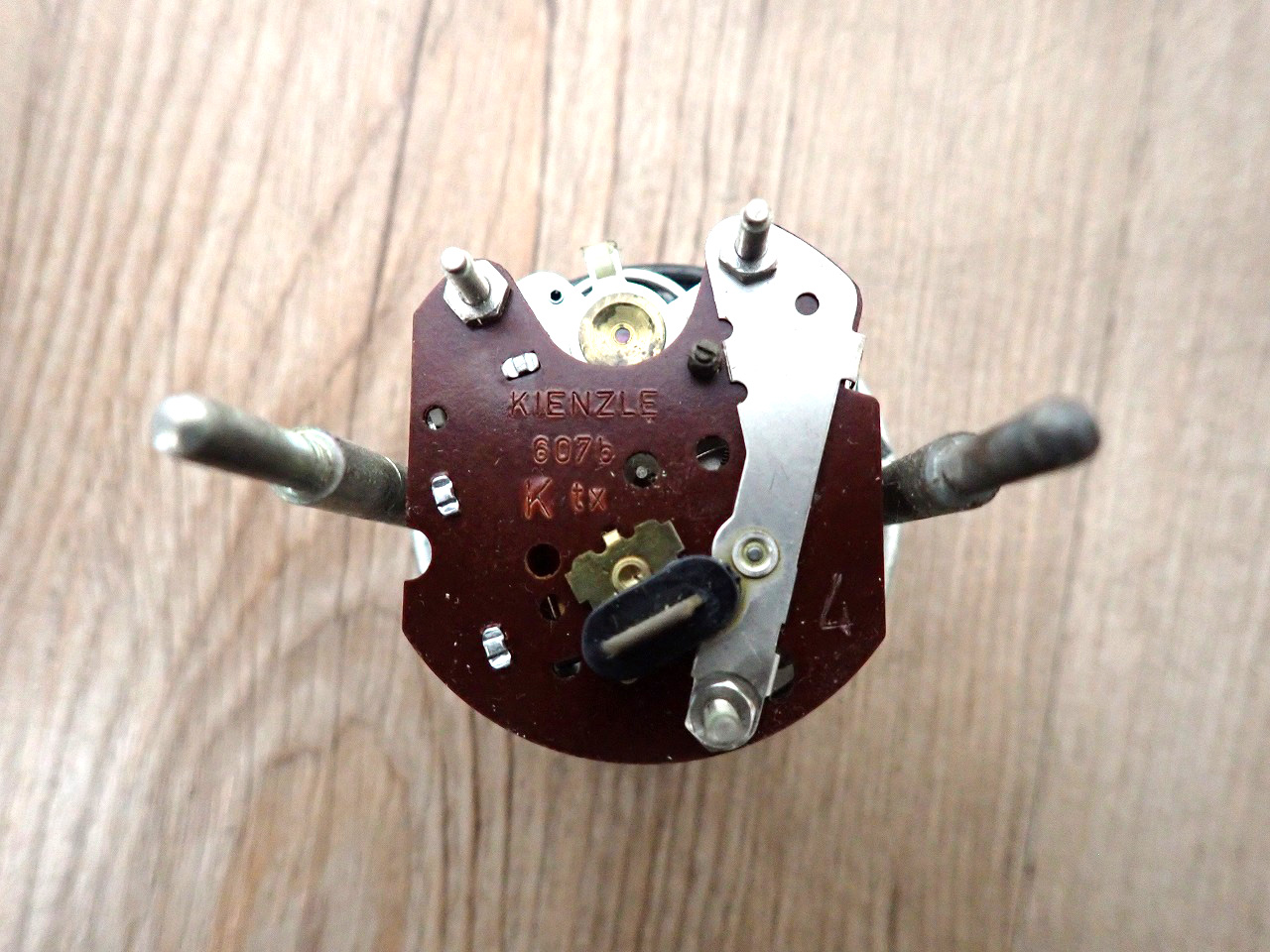 KIENZLE-607b-K-tx