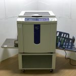 RISO 理想科学工業 2色 輪転機 印刷機 RZ970 リソグラフ 新品黒インク3本 新品マスター1本付