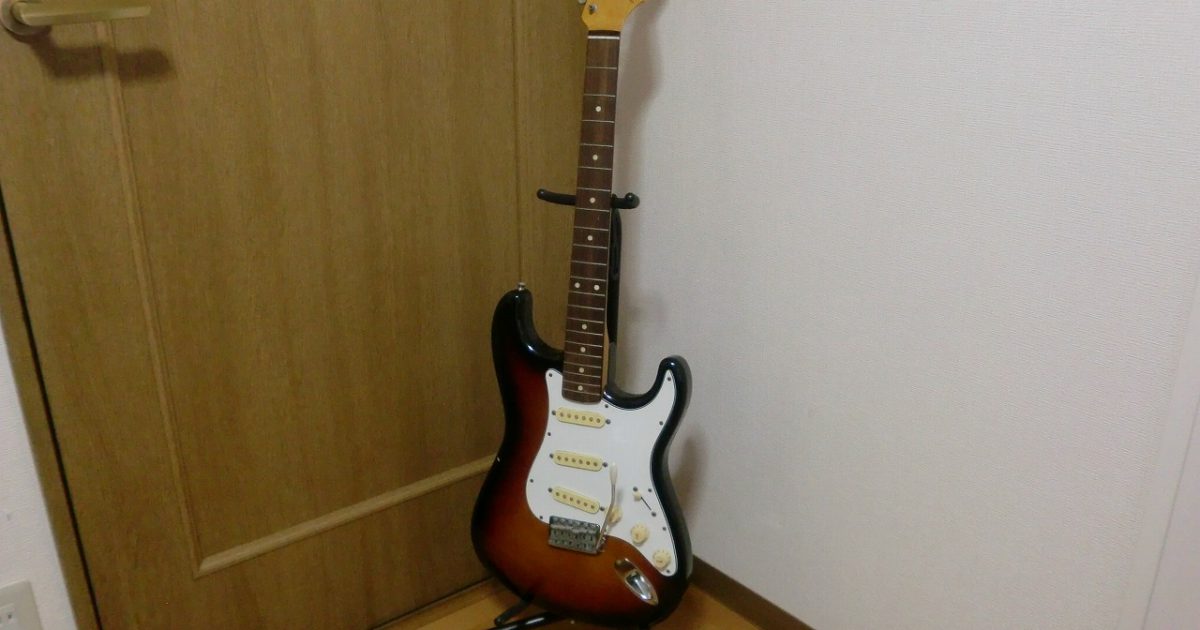 Fender JAPAN Stratocaster フェンダージャパン ストラトキャスター サンバースト エレキギター