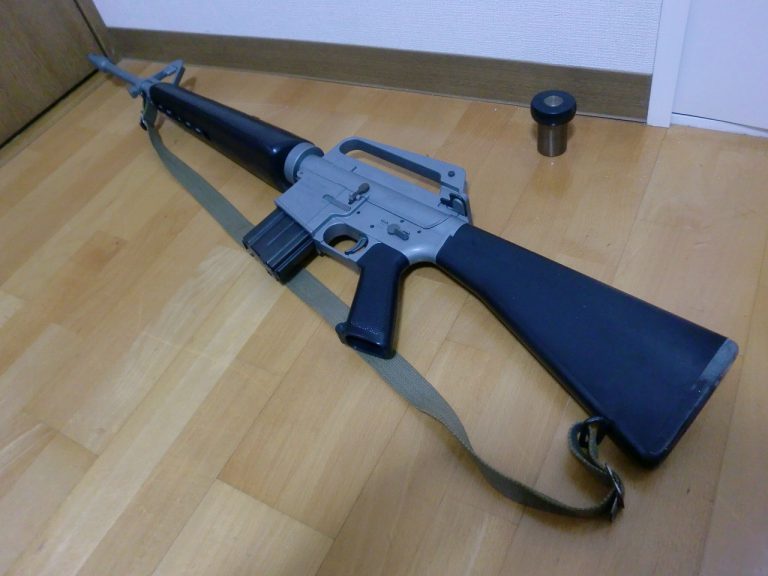 モデルガン M-16 5.56mm AUTOMATIC RIFLE TOKYO JAPAN オートマチック ライフル