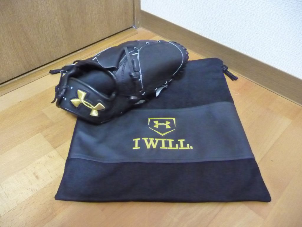 Under Armour 澤村モデル　投手用　硬式 UNDER ARMOUR 澤村拓一モデル硬式グローブ 未使用品 YG15 澤村拓