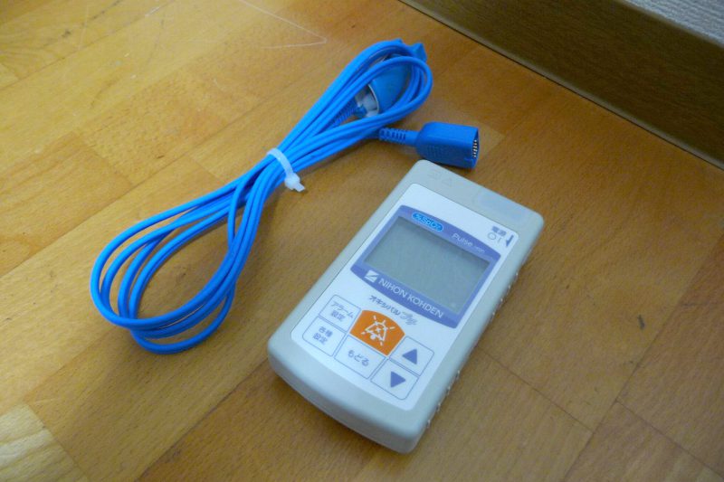 NIHON KOHDEN WEC-7201 日本光電 ポケットSpO2モニタ オキシパルプチ 血中酸素飽和度 体内の酸素濃度 パルスオキシメーター