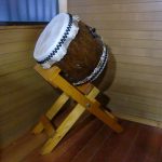 和太鼓 長胴太鼓 宮太鼓 1尺3寸 約39cm 立ち台座 付き