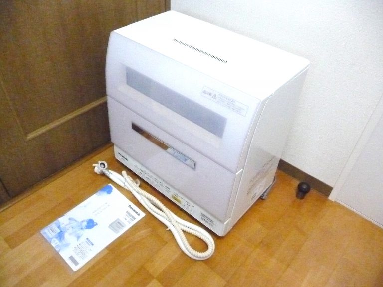 食器洗い乾燥機 Panasonic NP-TR8-W パナソニック 食洗機 45点 バイオパワー除菌 エコナビ 6人 ファミリー向け
