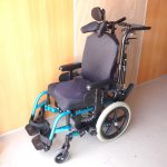 車椅子 QUICKIE iris クイッキ― アイリス 介助用 次世代型手動 ティルト 角時計 ブルー 青