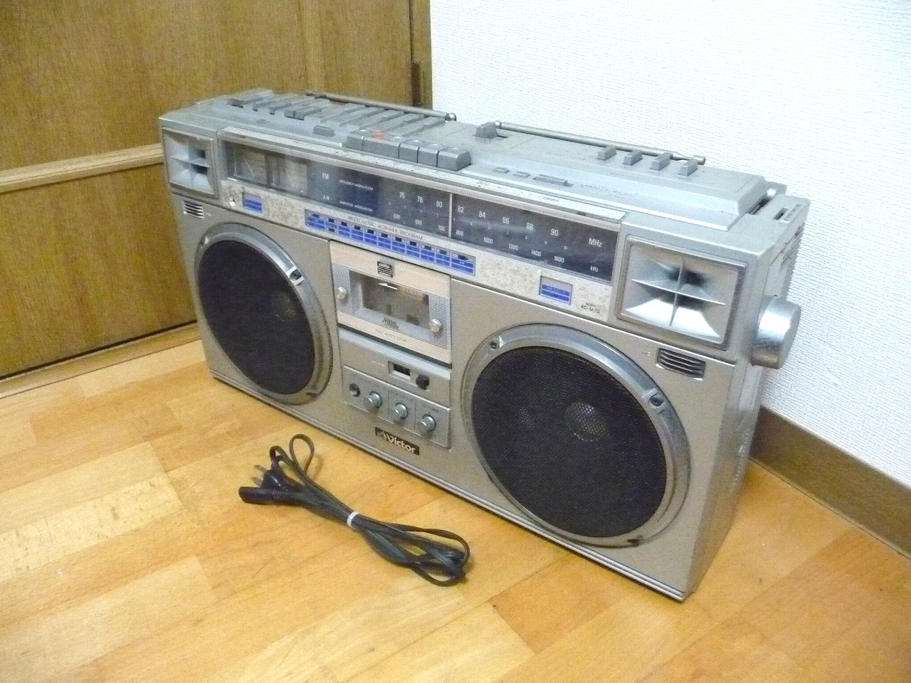 VICTOR ビクター　ラジカセ　RCーM70 昭和ラジオ ラジカセ Victor RC-M70 ビクター ステレオラジオカセット