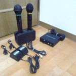 ワイヤレスマイク audio-technica AT-CLM700T BC700 AT-CR700 2本 充電器 赤外線レシーバー 2チャンネル オーディオテクニカ カラオケ
