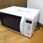 電子レンジ Panasonic NE-EH225-W パナソニック エレック 50-60Hz ヘルツフリー 単機能 22L 850W ホワイト 白
