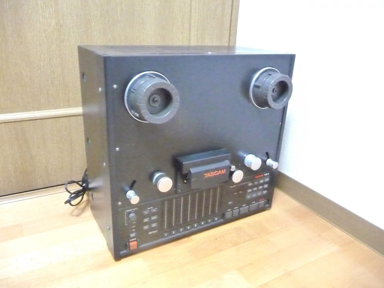 オープンリールデッキ TASCAM TSR-8 タスカム 8トラック 8チャンネル テープデッキ