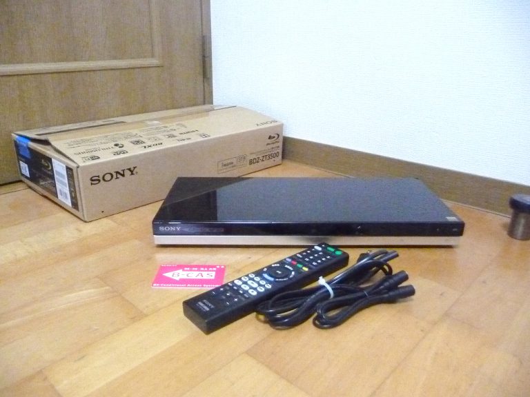 ブルーレイレコーダー SONY BDZ-ZT3500 ソニー 3番組同時録画 4Kカメラ動画 3TB 無線LAN内蔵 B-CAS RMT-VR110J