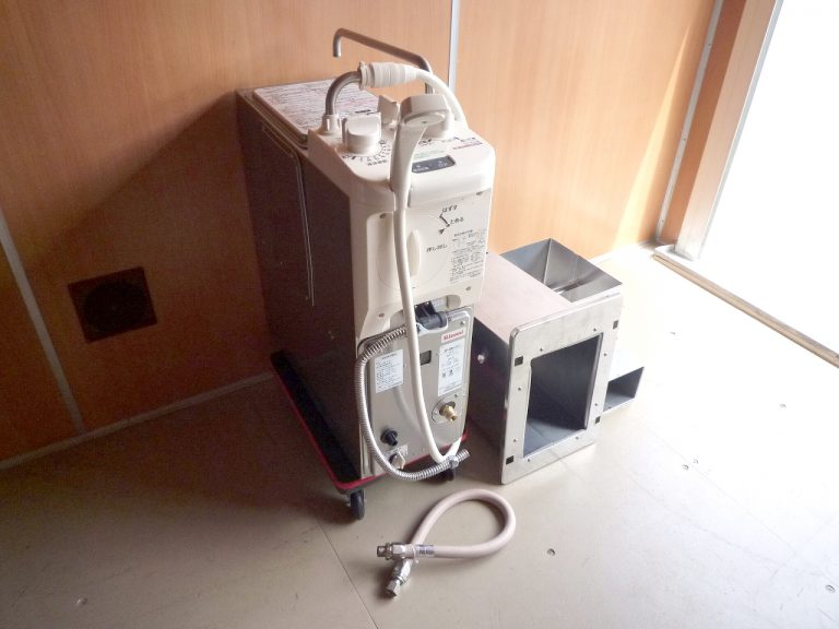 給湯器 Rinnai RBF-ASBN-FX-R-T リンナイ BF式 バランス釜 都市ガス 2020年 SR-AS 外壁用 チャンバー用 シャワー