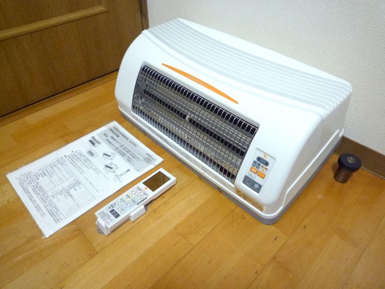 浴室換気乾燥暖房機 TAKASU BF-861RGA 高須産業 グラファイトヒーター式 壁型 100V 換気 乾燥 涼風 暖房 2018年