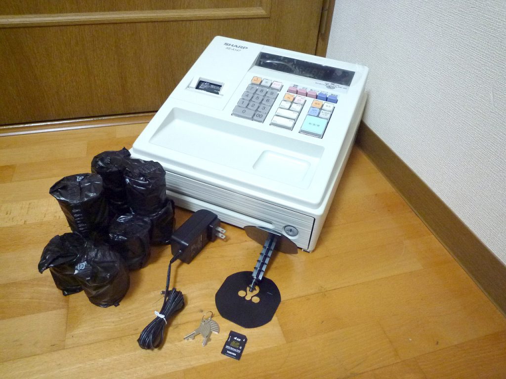 SHARP シャープ　電子レジスター　XE–A147–W ACアダプター付き SHARP 電子レジスター XE-A147等用 EGF-0900200HA互換) - メルカリ