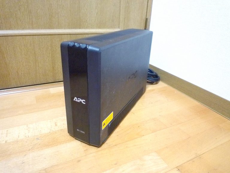 UPS APC BR1200S-JP 無停電電源装置 ラインインタラクティブ 82～123 V 1200 VA コンセント8個 2025年まで