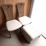 ダイニングチェア 2脚 オットマン セット KARIMOKU カリモク 木製 レザー オフホワイト 椅子