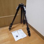 三脚 Manfrotto MT190CXPRO4 マンフロット 190プロカーボンファイバー三脚 4段 カメラ 80～1600 mm 水準器 レバーロック