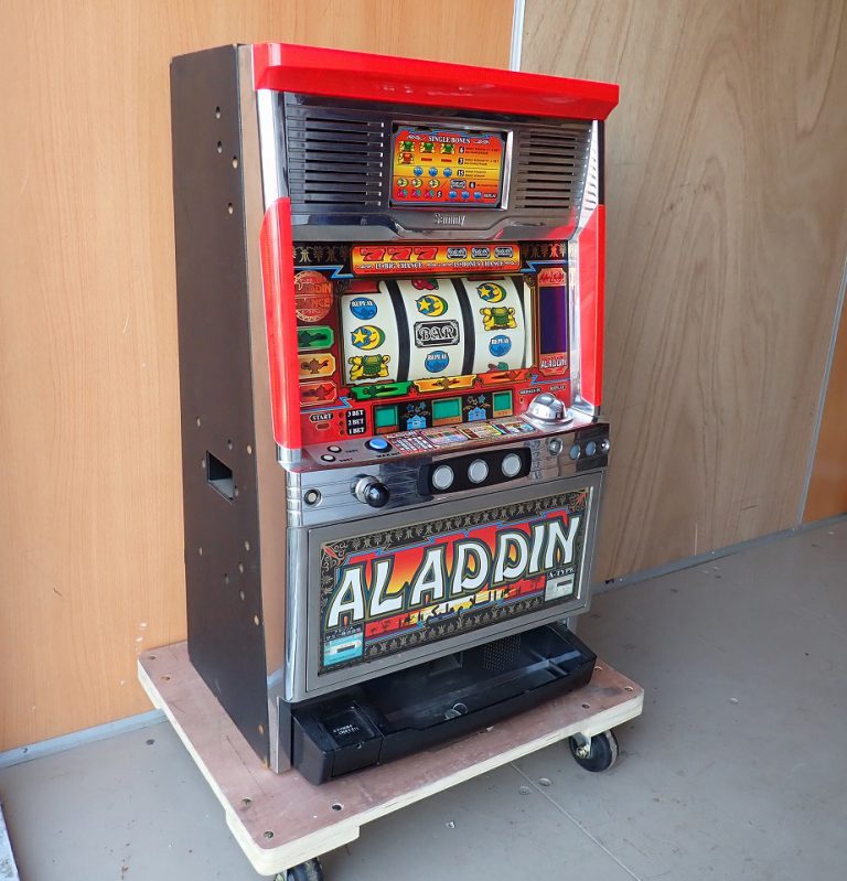 パチスロ台 Sammy アラジンA サミー ALADDIN 4号機 アラチャン スロット 実機 コイン機