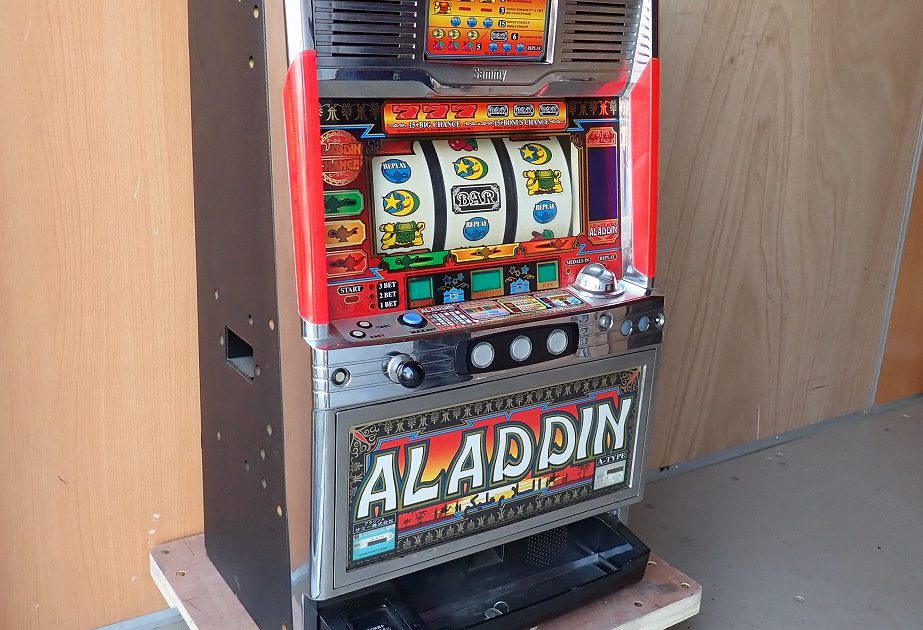 パチスロ台 Sammy アラジンA サミー ALADDIN 4号機 アラチャン スロット 実機 コイン機