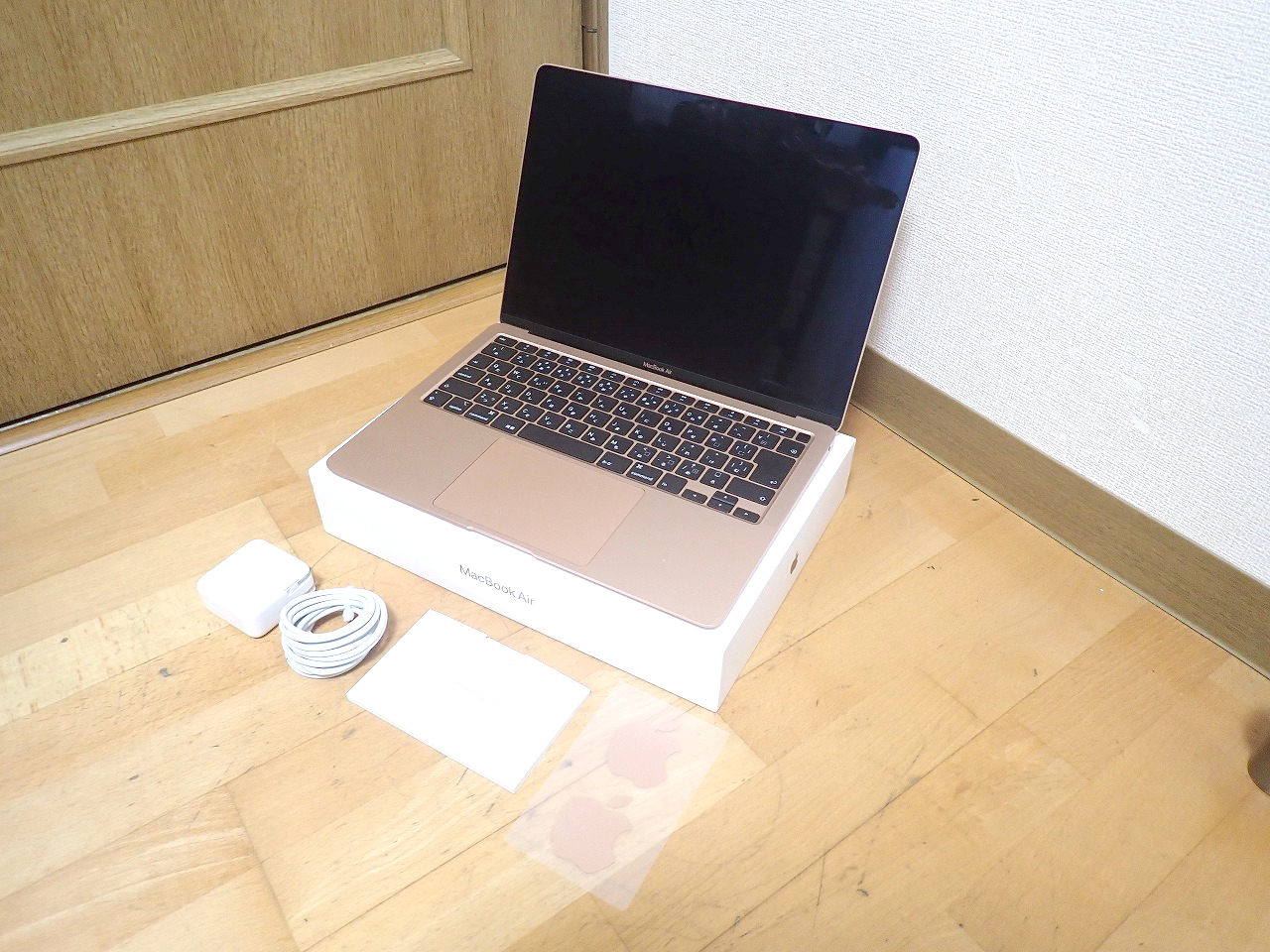 MacBook Air Apple MWTL2J/A Catalina Core i3 1.1GHz メモリ 8GB 13.3インチ
