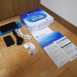 PS VITA SONY PCH-2000 ソニー プレイステーション ヴィータ プレステ Wi-Fi 充電器 PCH-ZAC1 青 ブルー 本体 8GBカード