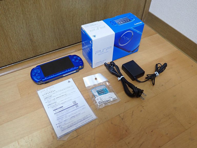 PSP SONY PSP-3000 プレイステーション ポータブル プレステ 本体 バリアントブルー VIBRANT BLUE 青 充電器 PSP-380