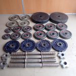 プレート 5kg×2枚 2.5kg×10枚 1.25kg×8枚 0.5kg×2枚 シャフト×4本 28mm 26mm  ダンベル バーベル 約50kgセット